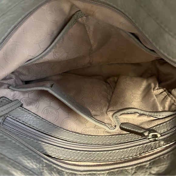 Michael Kors purse - Picture 2 of 2